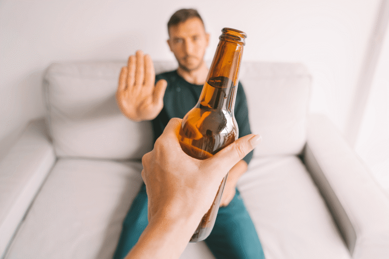 Fazy trzeźwienia osoby uzależnionej: Droga do wyjścia z alkoholizmu